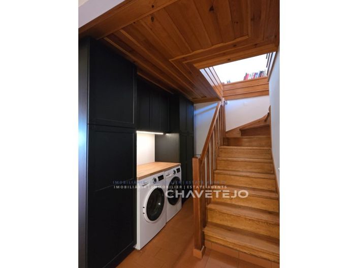 Image No.20-3 Bed House for sale