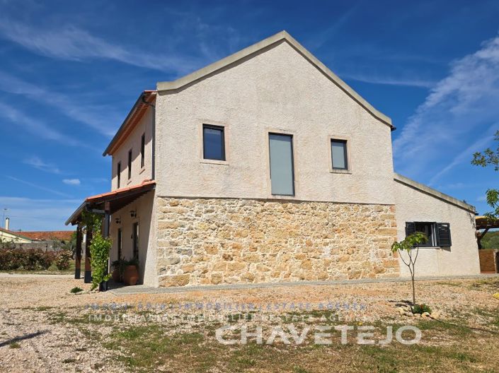 Image No.3-3 Bed House for sale