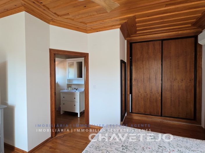 Image No.50-3 Bed House for sale