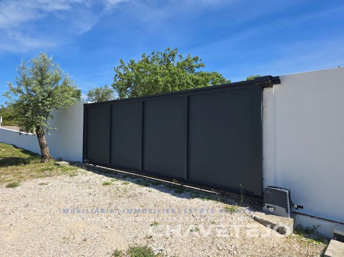 Image No.9-3 Bed House for sale