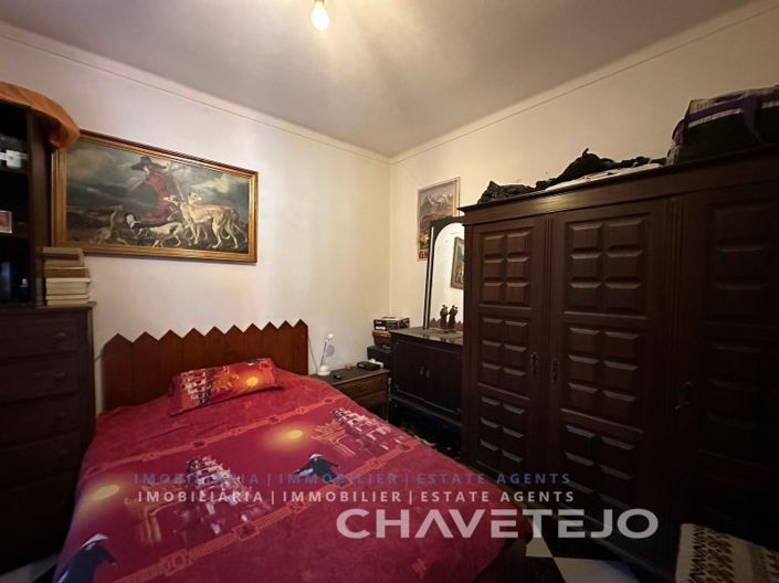 Image No.17-7 Bed House for sale