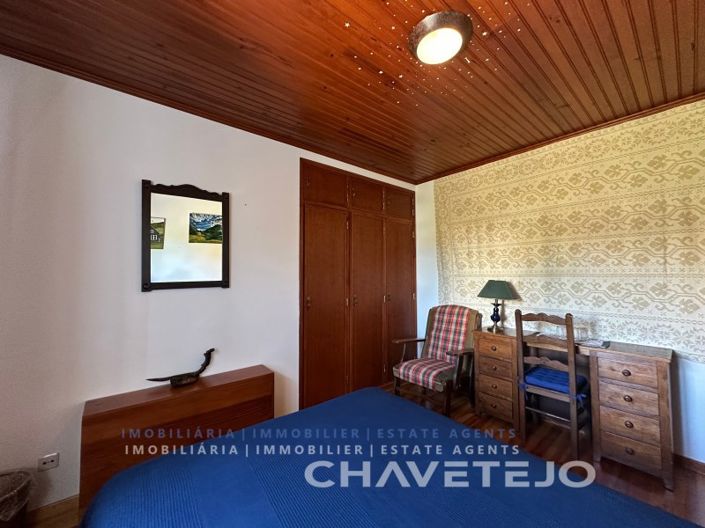 Image No.38-7 Bed House for sale