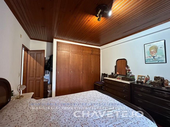 Image No.43-7 Bed House for sale