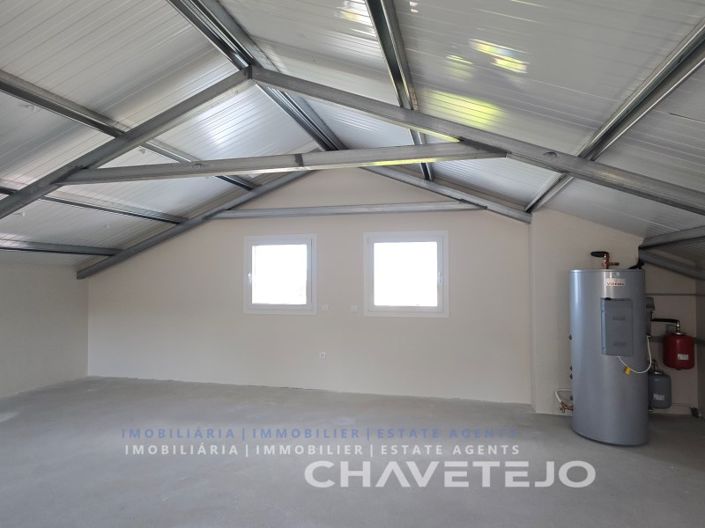 Image No.27-3 Bed House for sale
