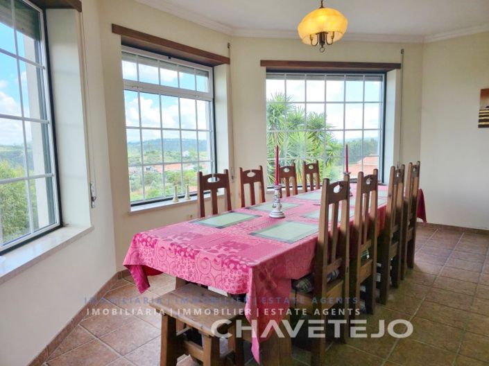 Image No.14-3 Bed House for sale