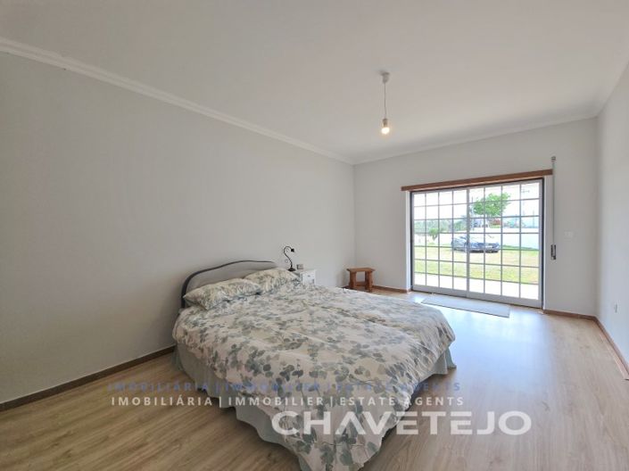 Image No.30-3 Bed House for sale