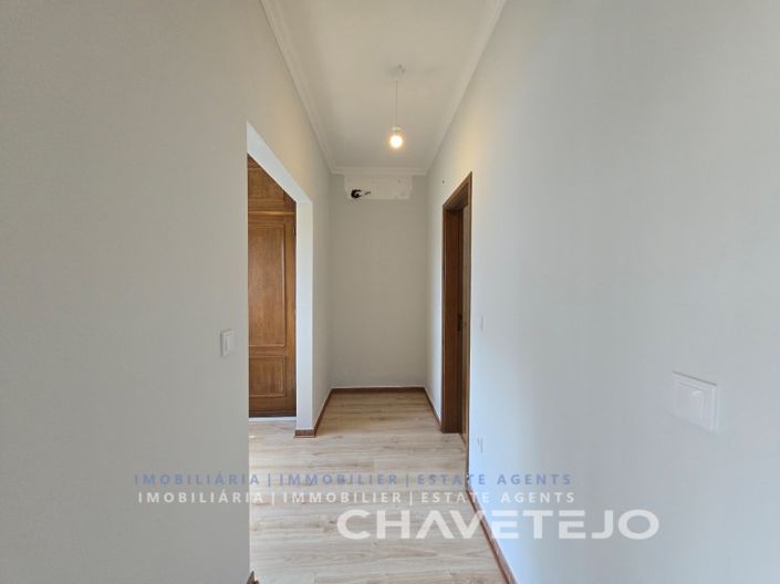 Image No.32-3 Bed House for sale