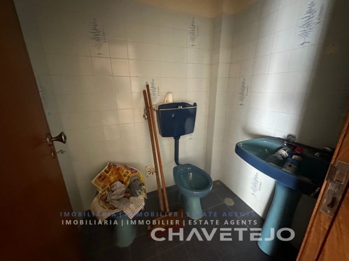 Image No.12-4 Bed House for sale