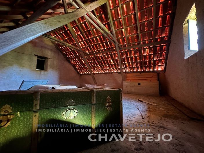Image No.18-3 Bed House for sale