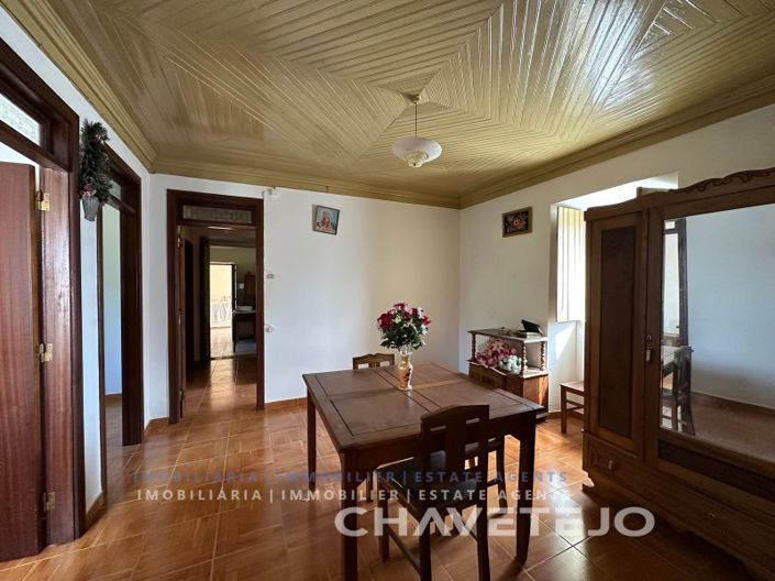 Image No.7-3 Bed House for sale