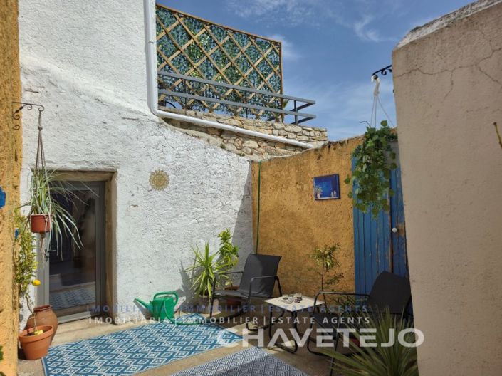 Image No.21-3 Bed House for sale