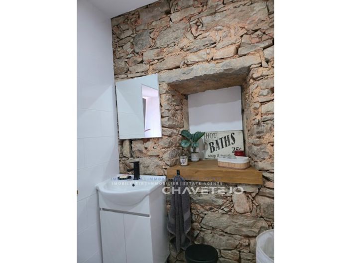Image No.24-3 Bed House for sale