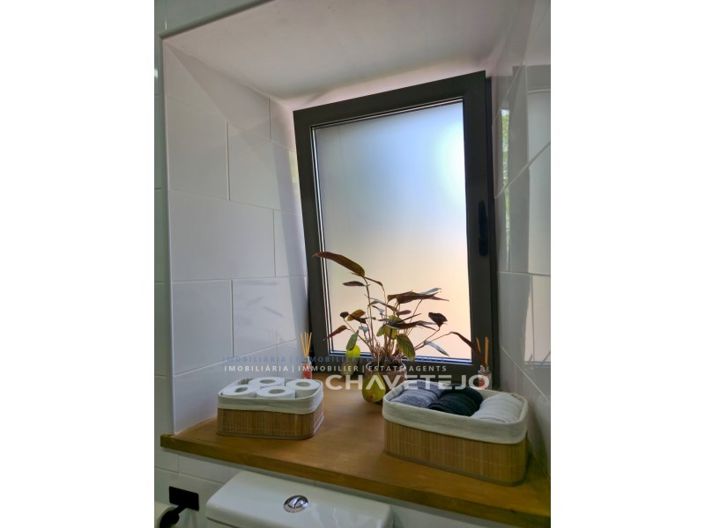 Image No.25-3 Bed House for sale