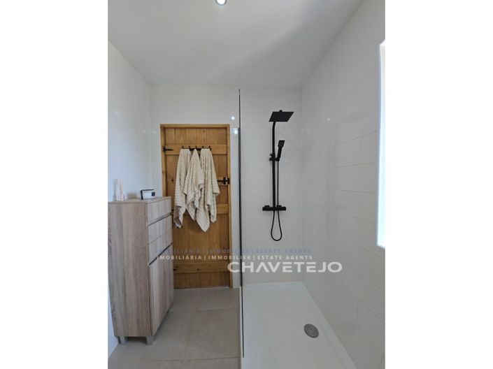 Image No.53-3 Bed House for sale