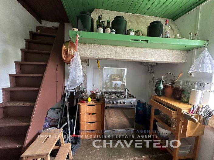 Image No.16-3 Bed Farmhouse for sale