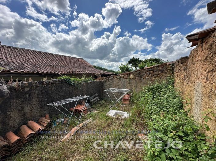 Image No.32-3 Bed Farmhouse for sale