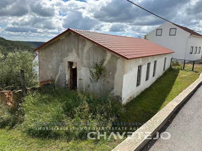 Image No.33-3 Bed Farmhouse for sale