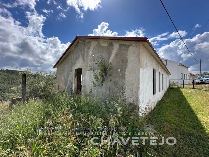 Image No.41-3 Bed Farmhouse for sale