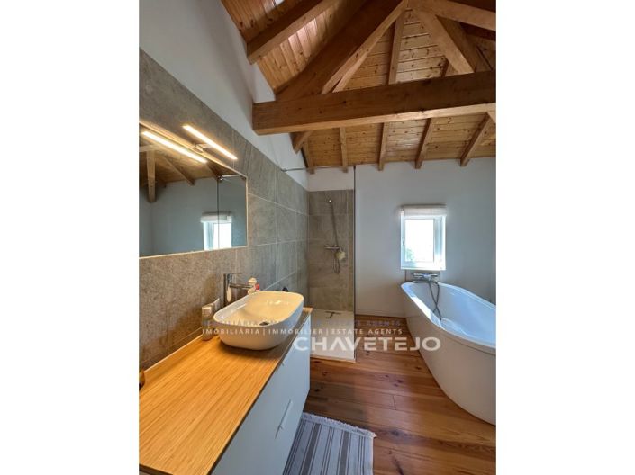 Image No.17-1 Bed House for sale