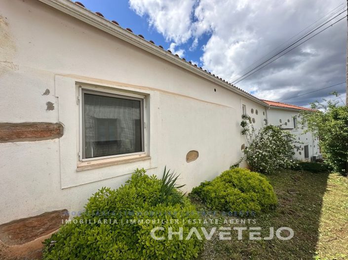 Image No.4-1 Bed House for sale