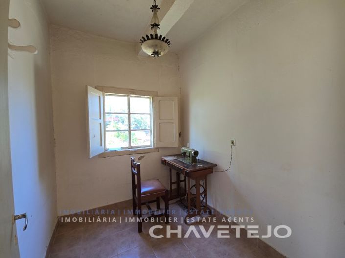 Image No.4-2 Bed House for sale
