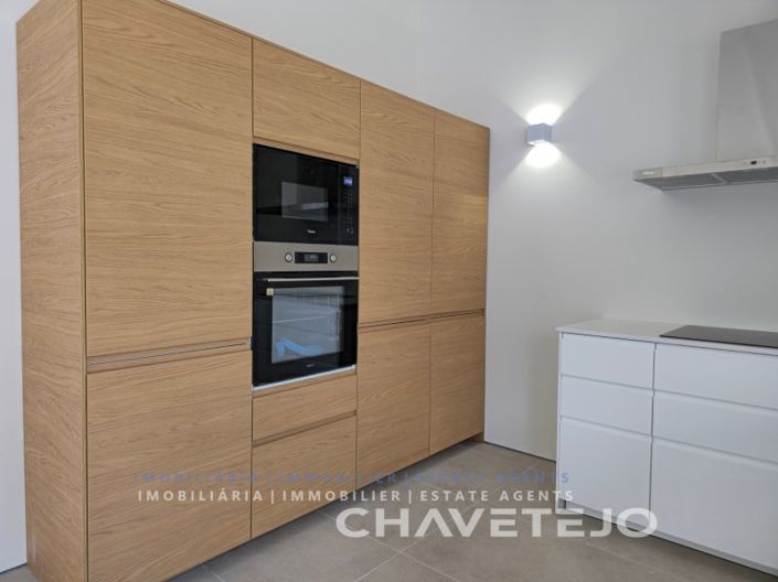 Image No.16-3 Bed House for sale