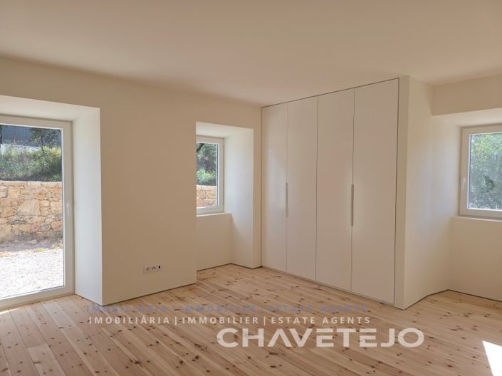 Image No.21-3 Bed House for sale