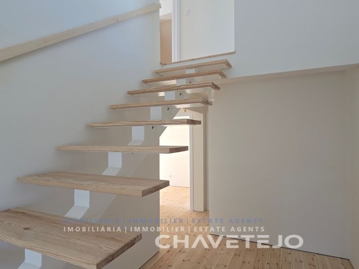 Image No.28-3 Bed House for sale