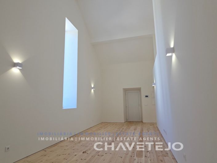 Image No.8-3 Bed House for sale