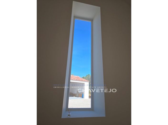 Image No.9-3 Bed House for sale