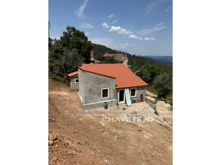 Image No.6-3 Bed House for sale