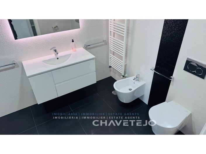 Image No.19-3 Bed House for sale