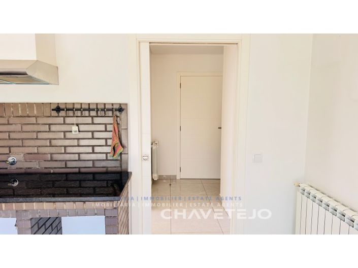 Image No.29-3 Bed House for sale