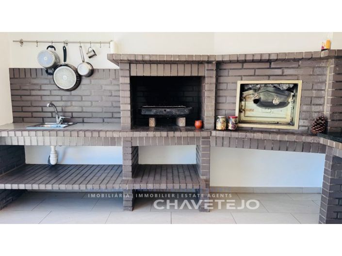 Image No.34-3 Bed House for sale