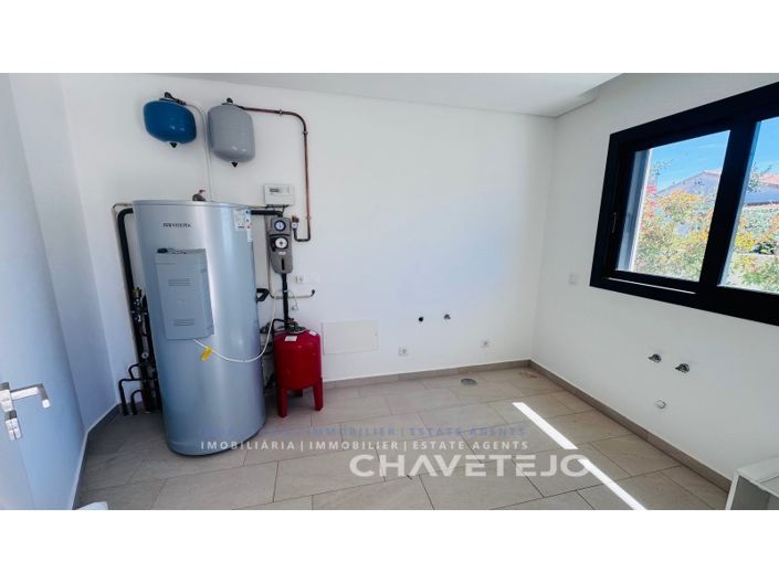 Image No.35-3 Bed House for sale