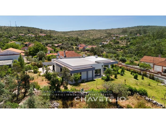 Image No.48-3 Bed House for sale