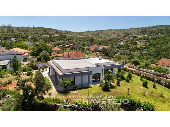 Image No.49-3 Bed House for sale
