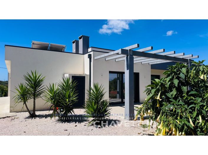 Image No.5-3 Bed House for sale