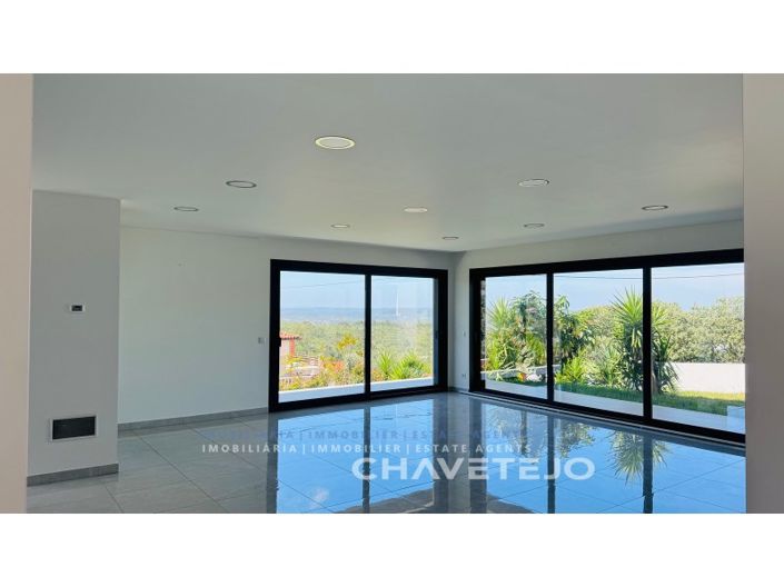 Image No.7-3 Bed House for sale