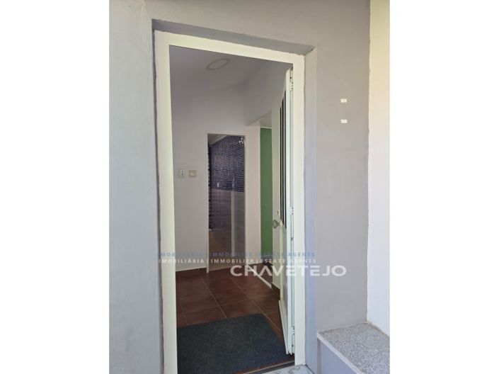 Image No.42-3 Bed House for sale