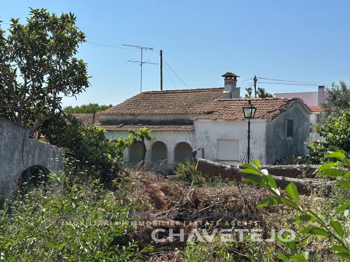 Image No.15-2 Bed Farmhouse for sale