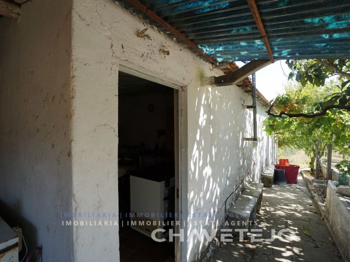 Image No.31-2 Bed Farmhouse for sale