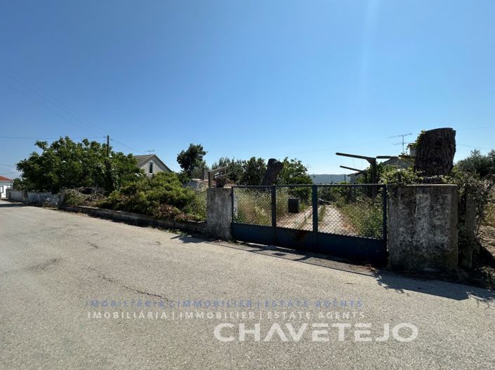 Image No.4-2 Bed Farmhouse for sale