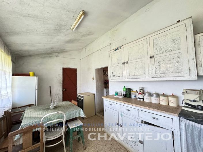 Image No.12-4 Bed House for sale