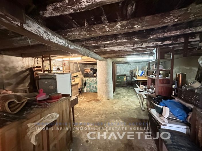 Image No.14-4 Bed House for sale