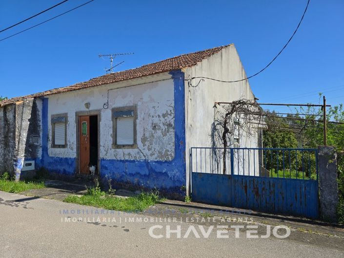 Image No.2-4 Bed House for sale