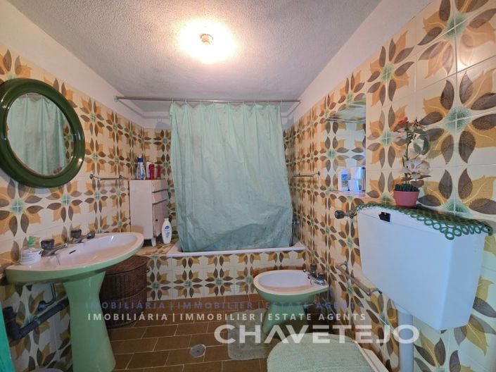 Image No.7-4 Bed House for sale