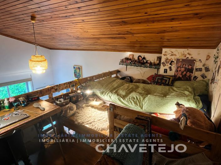 Image No.12-4 Bed House for sale