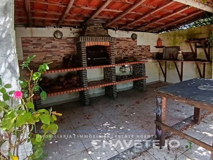 Image No.27-4 Bed House for sale