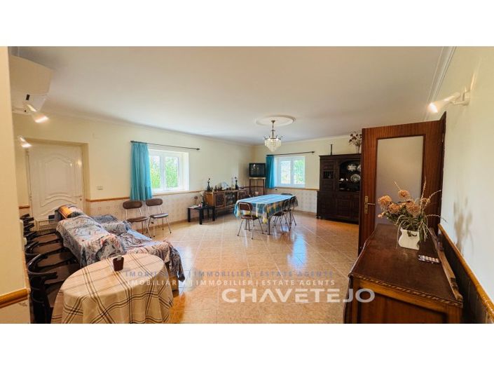 Image No.15-4 Bed House for sale